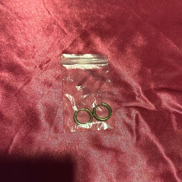 New 0.5” gold hoop earrings - Picture 1 of 1